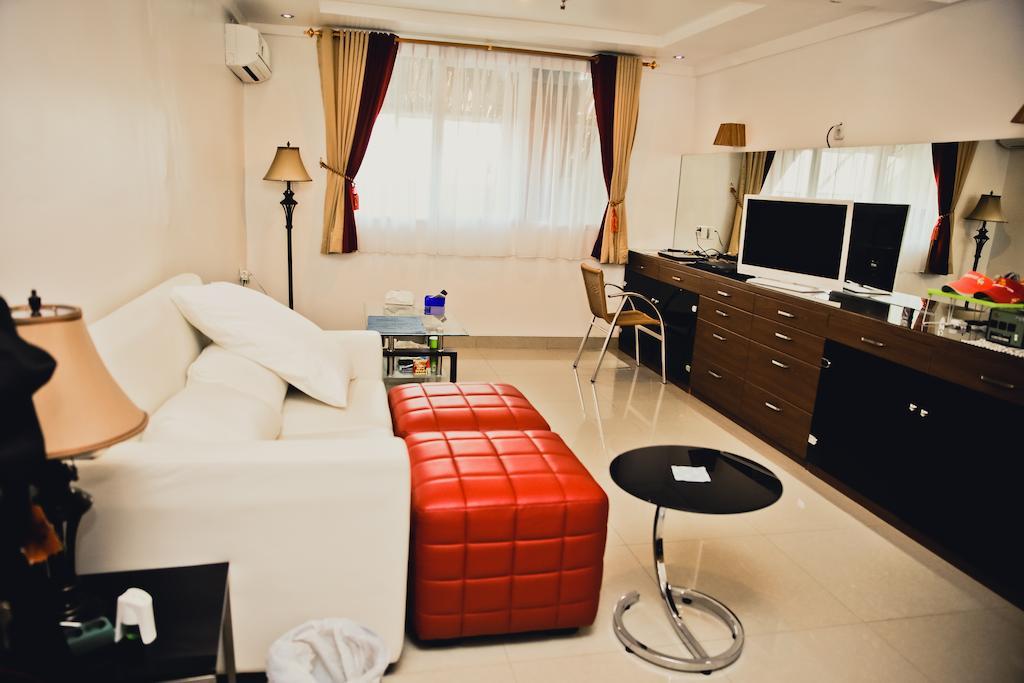 Kyo Serviced Apartment Jakarta Cilandak  Exterior foto