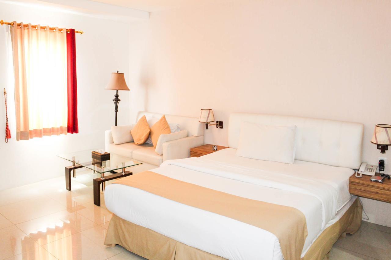 Kyo Serviced Apartment Jakarta Cilandak  Exterior foto